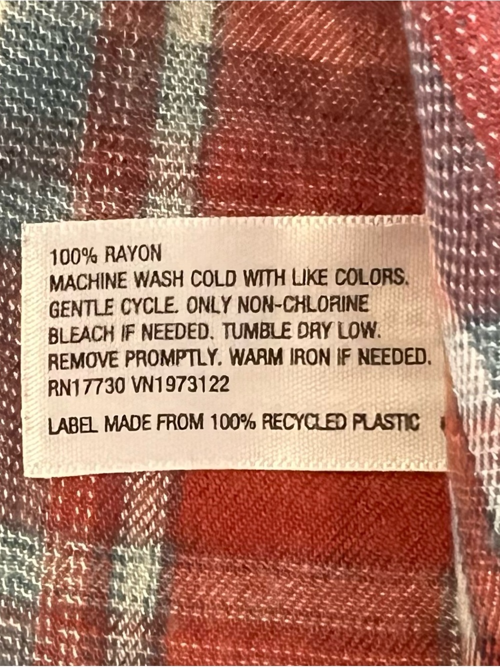 Mossimo Red & Blue Plaid Boyfriend Fit Long Sleeve Flannel Button Down Shirt XL - Picture 7 of 7
